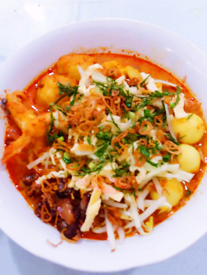 Where To Find Best Nyonya Laksa in Melaka